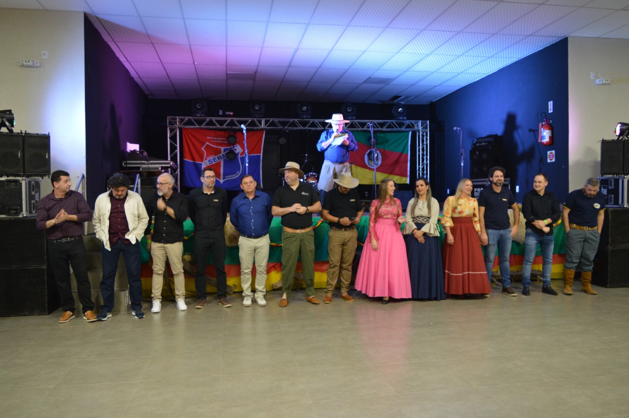 SÓCIOS, CLUBE SERMEP, PRESIDENTE E VICE, CLUBE SERMEP, Estacionamento, Espaço Kids, Piscina Infantil, Piscina Adulto, Capo SUPLEMENTAR, Quiosques, Hidro, Lareira, Pebolim, Salão para Eventos, Salão RUBI, Salão Esmeralda, Salão Diamante, Cancha de Bocha, Quadra de Beach Tennis, Tênis, Aulas, Zumba, Salão Grande, Parque, Clube, Recreativo, Cultural, Grama Natural, Publicidade em Campo, Clube  SERMEP, SERMEP, Morretes, Itapema, Meia PRAIA, Litoral, Associados, Sócio, Alegria, Felicidade, Férias, Imóveis, Apto, Locação, Aluguel, Quadro Social, dependente, patrimônio, patrimonial, contribuinte, diretoria, presidente, conselho deliberativo, Nilza Simas, prefeita de itapema, futebol, campeonato de futebol, dal mago, DALMAGO, GORDO, 