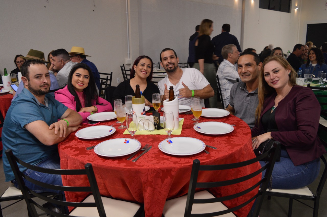 SÓCIOS, CLUBE SERMEP, PRESIDENTE E VICE, CLUBE SERMEP, Estacionamento, Espaço Kids, Piscina Infantil, Piscina Adulto, Capo SUPLEMENTAR, Quiosques, Hidro, Lareira, Pebolim, Salão para Eventos, Salão RUBI, Salão Esmeralda, Salão Diamante, Cancha de Bocha, Quadra de Beach Tennis, Tênis, Aulas, Zumba, Salão Grande, Parque, Clube, Recreativo, Cultural, Grama Natural, Publicidade em Campo, Clube  SERMEP, SERMEP, Morretes, Itapema, Meia PRAIA, Litoral, Associados, Sócio, Alegria, Felicidade, Férias, Imóveis, Apto, Locação, Aluguel, Quadro Social, dependente, patrimônio, patrimonial, contribuinte, diretoria, presidente, conselho deliberativo, Nilza Simas, prefeita de itapema, futebol, campeonato de futebol, dal mago, DALMAGO, GORDO, 