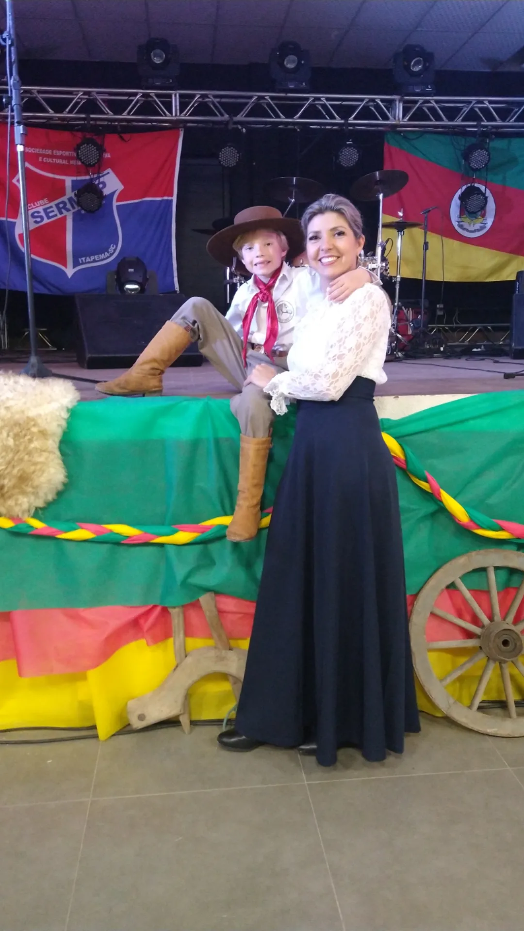 SÓCIOS, CLUBE SERMEP, PRESIDENTE E VICE, CLUBE SERMEP, Estacionamento, Espaço Kids, Piscina Infantil, Piscina Adulto, Capo SUPLEMENTAR, Quiosques, Hidro, Lareira, Pebolim, Salão para Eventos, Salão RUBI, Salão Esmeralda, Salão Diamante, Cancha de Bocha, Quadra de Beach Tennis, Tênis, Aulas, Zumba, Salão Grande, Parque, Clube, Recreativo, Cultural, Grama Natural, Publicidade em Campo, Clube  SERMEP, SERMEP, Morretes, Itapema, Meia PRAIA, Litoral, Associados, Sócio, Alegria, Felicidade, Férias, Imóveis, Apto, Locação, Aluguel, Quadro Social, dependente, patrimônio, patrimonial, contribuinte, diretoria, presidente, conselho deliberativo, Nilza Simas, prefeita de itapema, futebol, campeonato de futebol, dal mago, DALMAGO, GORDO, 