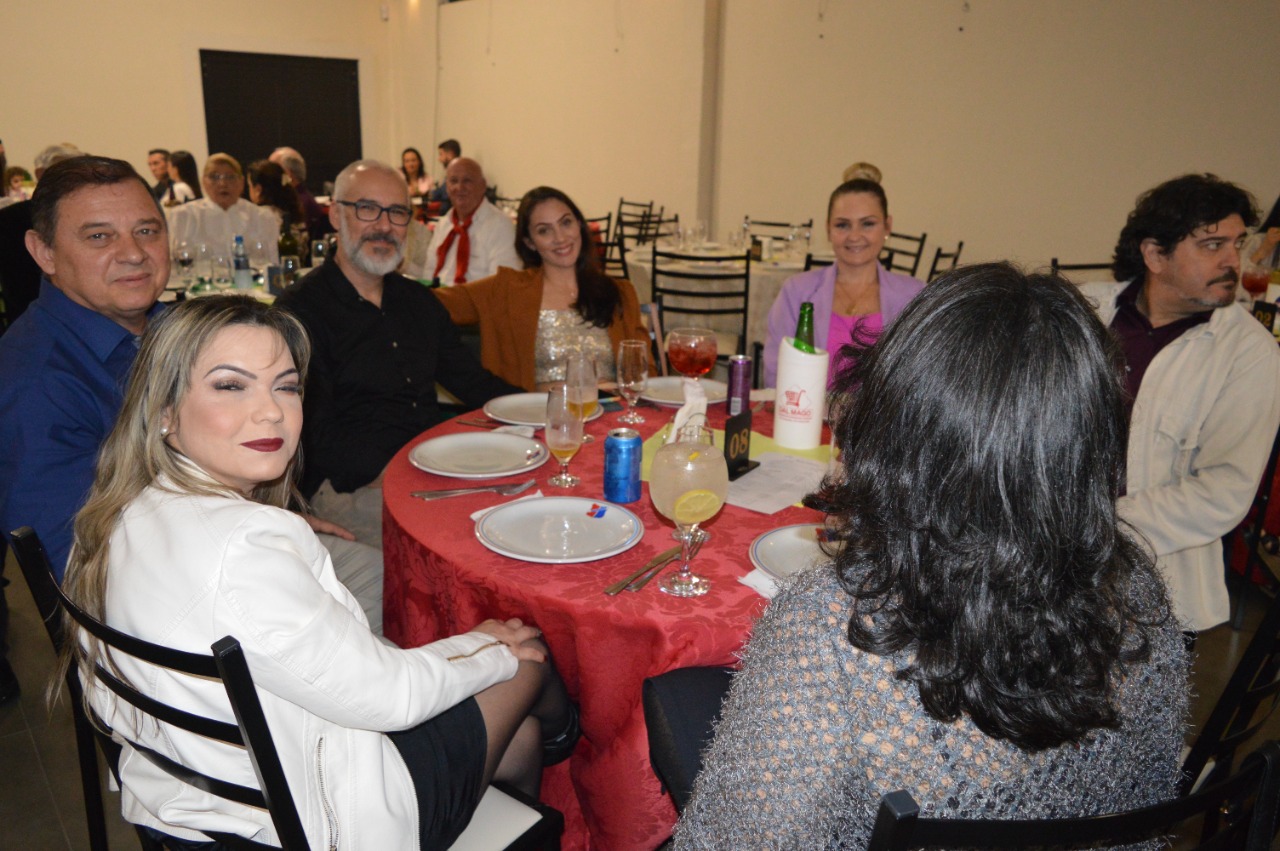 SÓCIOS, CLUBE SERMEP, PRESIDENTE E VICE, CLUBE SERMEP, Estacionamento, Espaço Kids, Piscina Infantil, Piscina Adulto, Capo SUPLEMENTAR, Quiosques, Hidro, Lareira, Pebolim, Salão para Eventos, Salão RUBI, Salão Esmeralda, Salão Diamante, Cancha de Bocha, Quadra de Beach Tennis, Tênis, Aulas, Zumba, Salão Grande, Parque, Clube, Recreativo, Cultural, Grama Natural, Publicidade em Campo, Clube  SERMEP, SERMEP, Morretes, Itapema, Meia PRAIA, Litoral, Associados, Sócio, Alegria, Felicidade, Férias, Imóveis, Apto, Locação, Aluguel, Quadro Social, dependente, patrimônio, patrimonial, contribuinte, diretoria, presidente, conselho deliberativo, Nilza Simas, prefeita de itapema, futebol, campeonato de futebol, dal mago, DALMAGO, GORDO, 